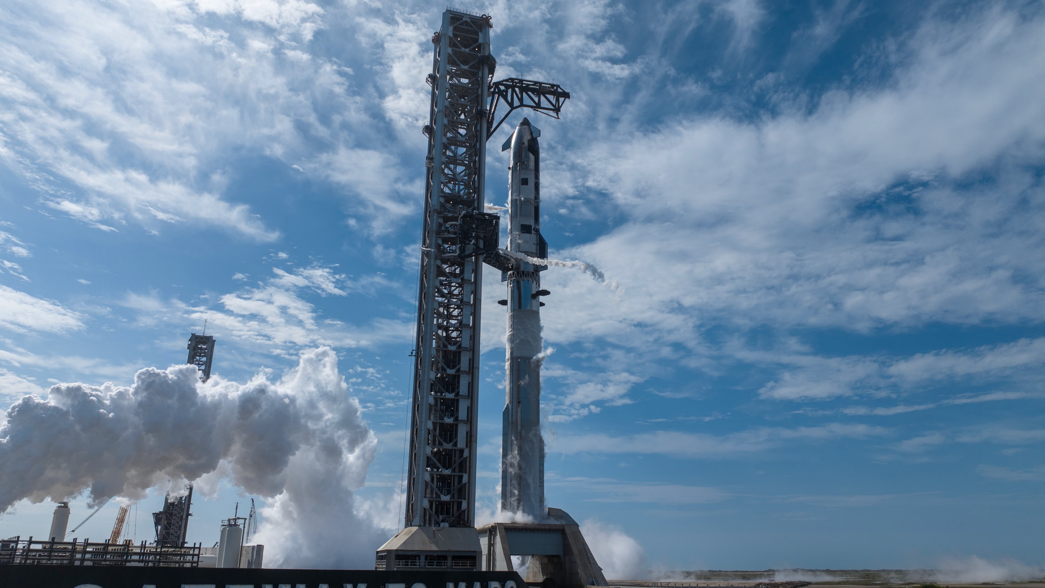 SpaceX Starship V3 on the Launch Pad